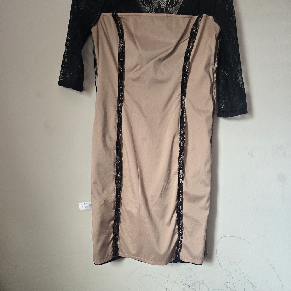 ADRIANNA PAPELL Black Sheath Cocktail Dress with 3/4 Sleeves Used Size 8P - Picture 9 of 11
